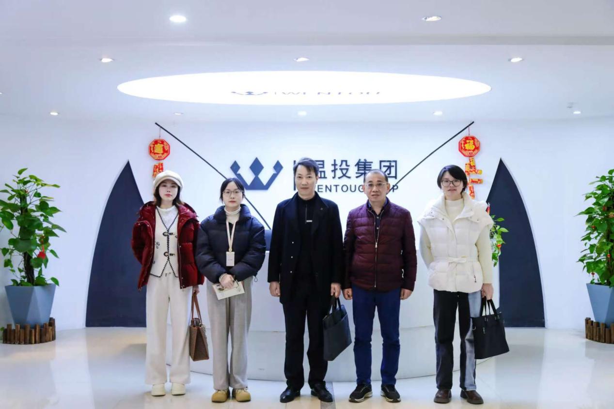 dad8cd52daf3cbf583bfd39d60879705